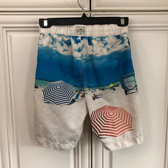 GAP beach scene boys swim trunks - Picture 4 of 8